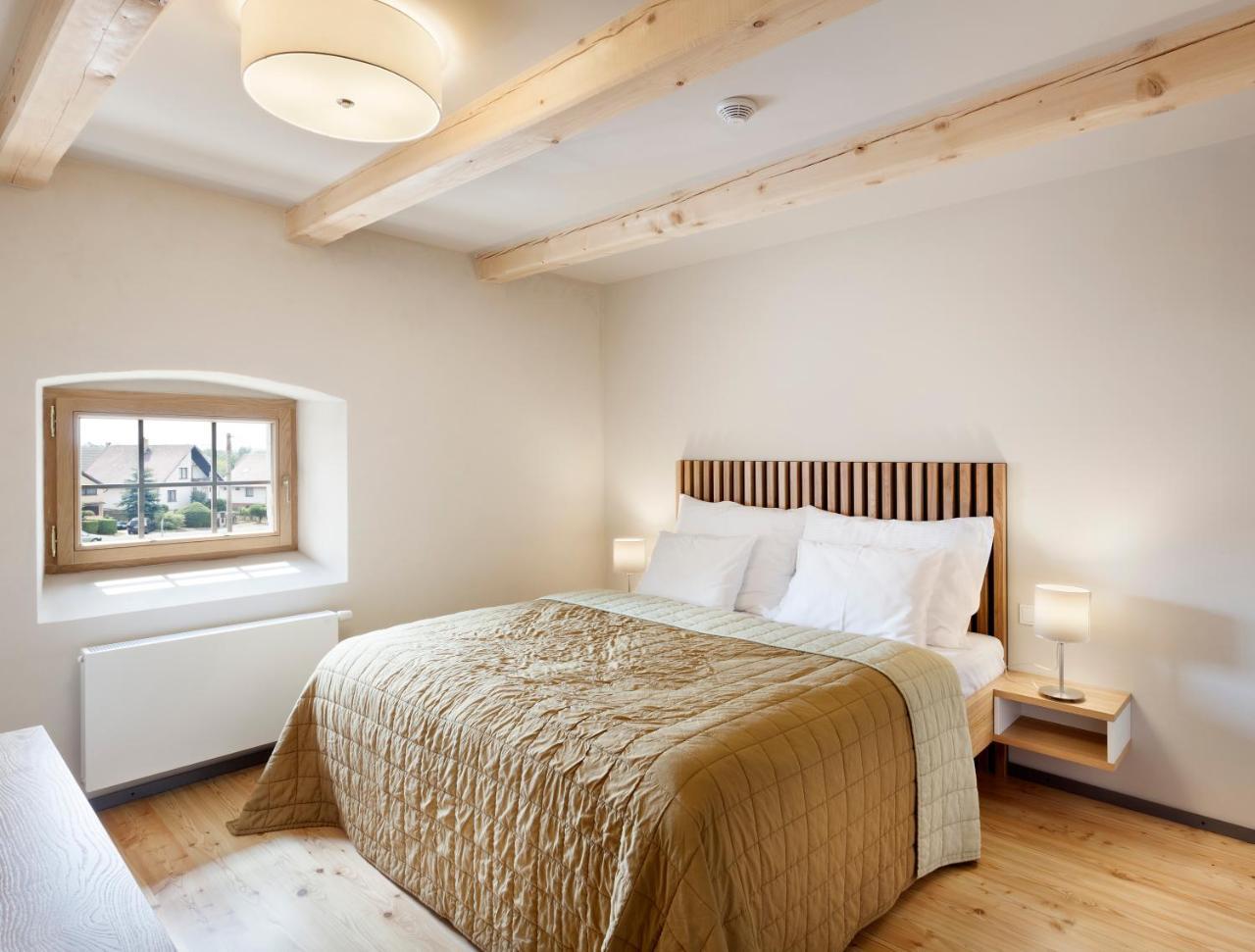 Cvikov Hotel Kleis מראה חיצוני תמונה